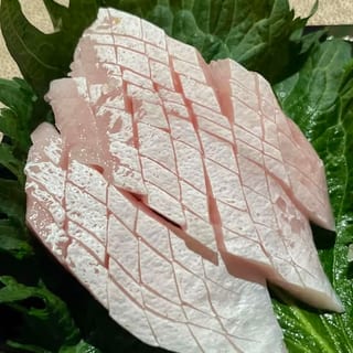 Hamachi Sashimi